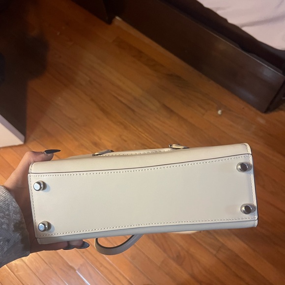 COACH Nina small tote - Picture 4 of 4